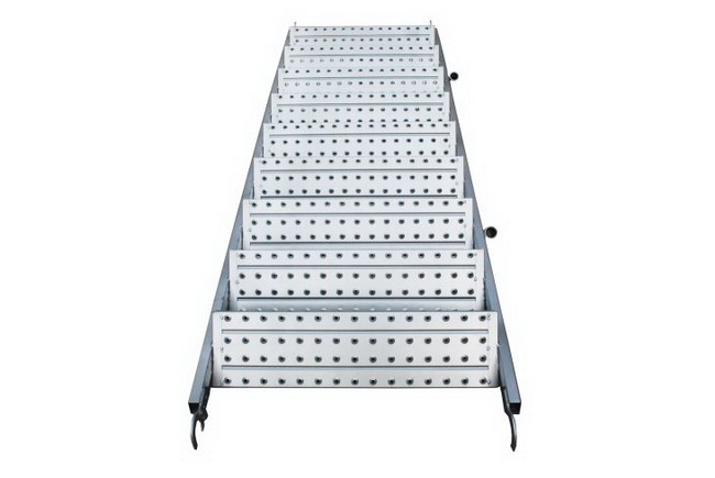 Các loại thang giáo hoàn thiện phổ biến