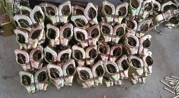 Cùm giáo D48 dùng trong giàn giáo xây dựng